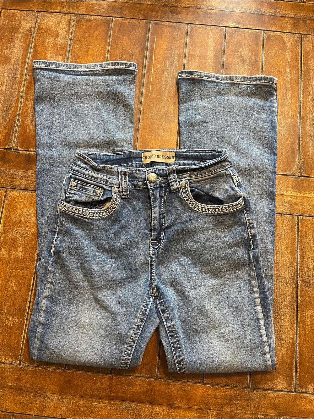 Boot-Cut Light Blue Jeans with Braided Pocket Trim